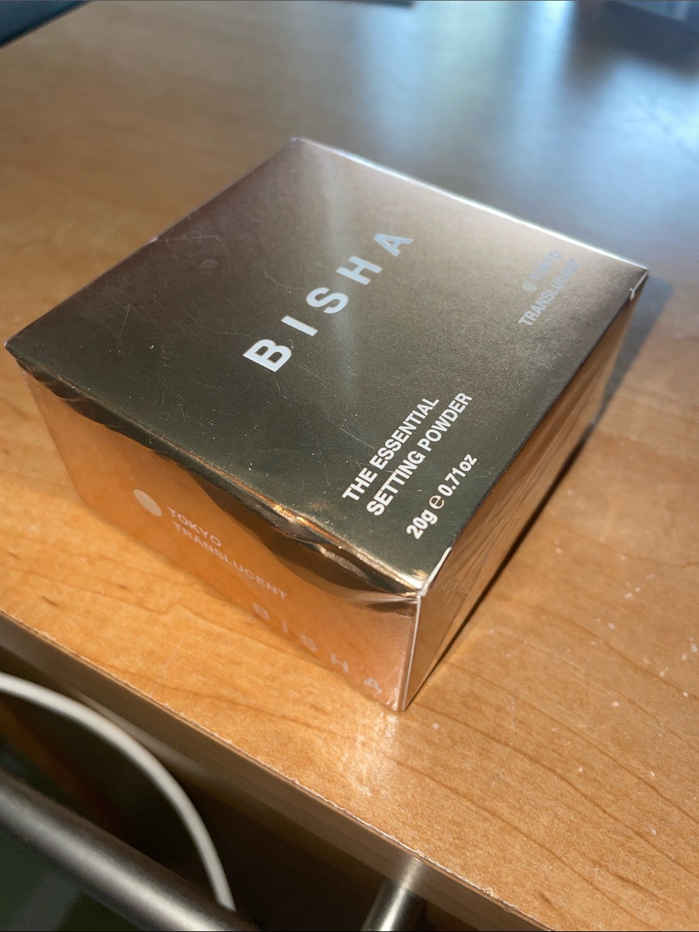 BISHA Essential Setting Powder - Tokyo Translucent - Picture 3 of 4